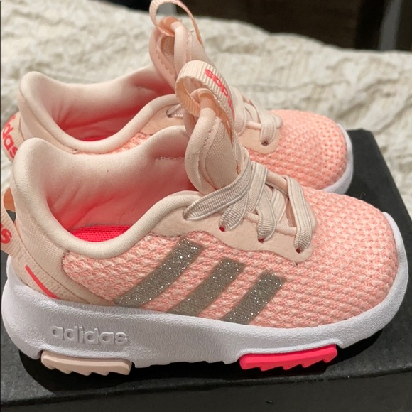Toddler Adidas Sneakers - Picture 3 of 7